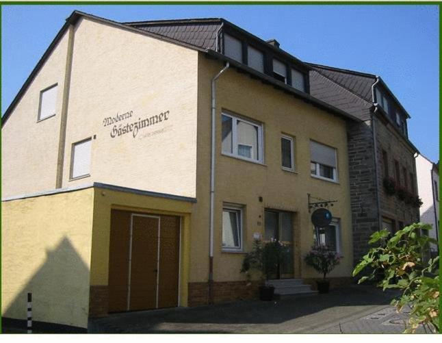 Gaestehaus Kiesgen-Mendgen Bernkastel-Kues Exterior foto